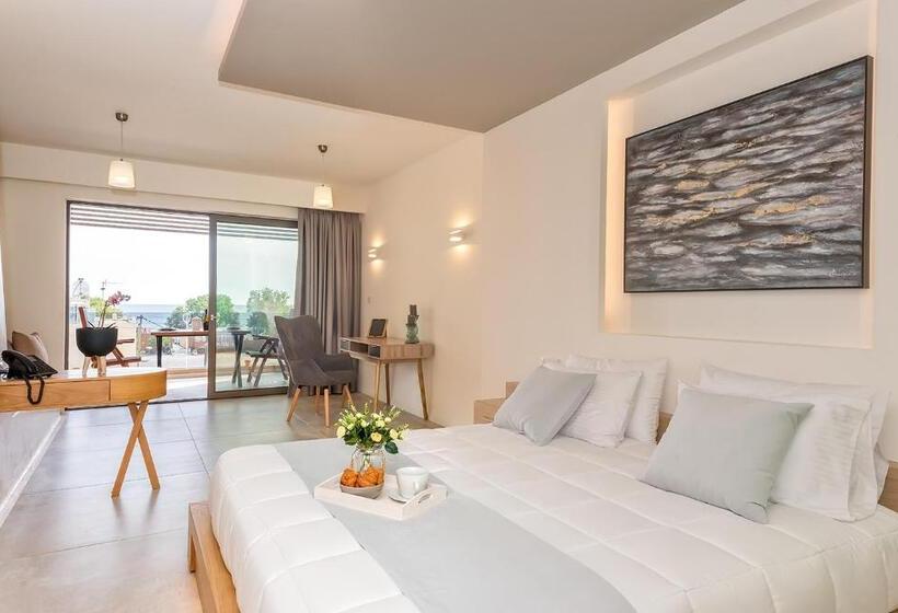 Люкс Superior Вид на Море, Lilium Luxury Suites