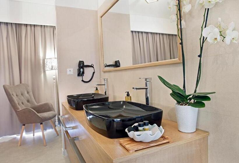 Люкс Superior Вид на Море, Lilium Luxury Suites