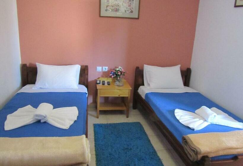 Номер Стандарт, Poco Loco Bed & Breakfast
