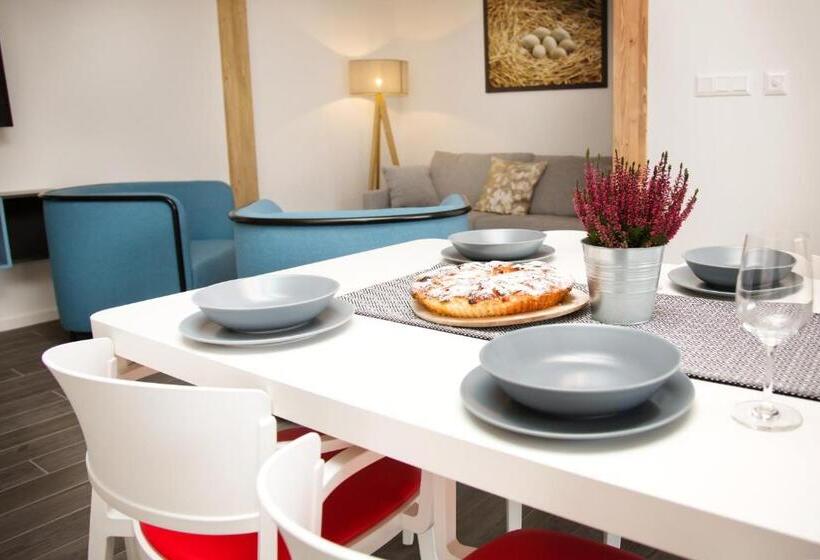 Апартаменты 2 Спальни, Equitana Hotel Resort
