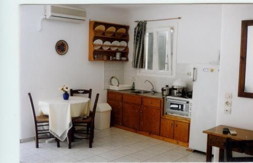 آپارتمان 2 خوابه, Evagelia's Place