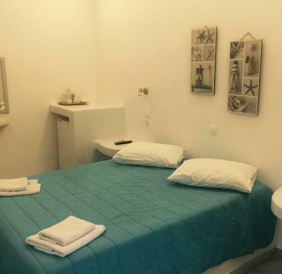 اتاق استاندارد, Evagelia's Place