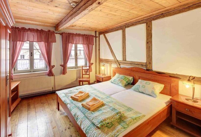 Номер Стандарт, Hradní Bašta