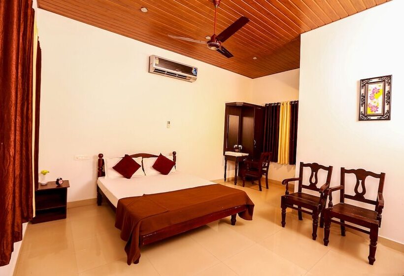 Апартаменты Deluxe 3 Спальни, Baywatch Beach Resort