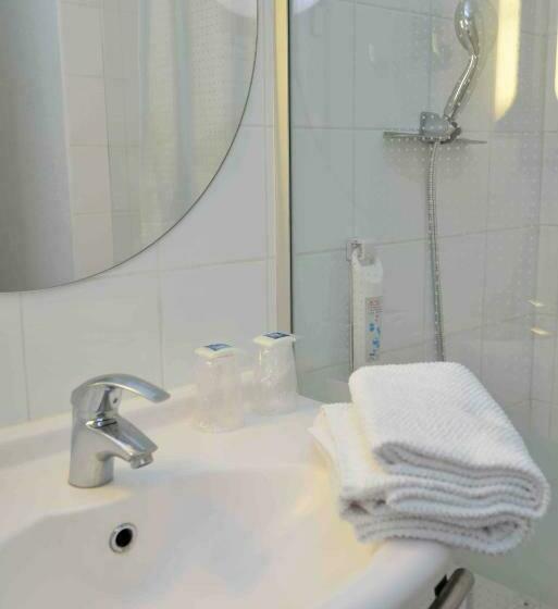 Номер Стандарт Двуспальная Кровать, Ibis Budget Bordeaux Lac