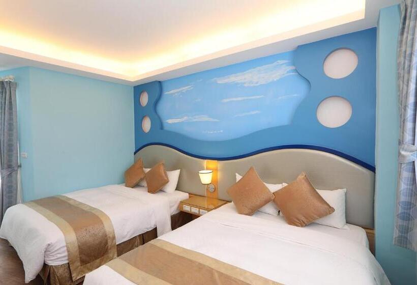 اتاق استاندارد چهار تخته با چشم‌انداز دریا, Hang Hai B & B