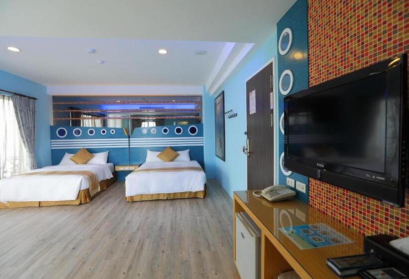اتاق استاندارد چهار تخته با چشم‌انداز دریا, Hang Hai B & B