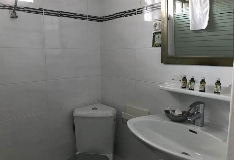 Классический Номер, Logis Hôtel & Restaurant Au Gré Du Vent