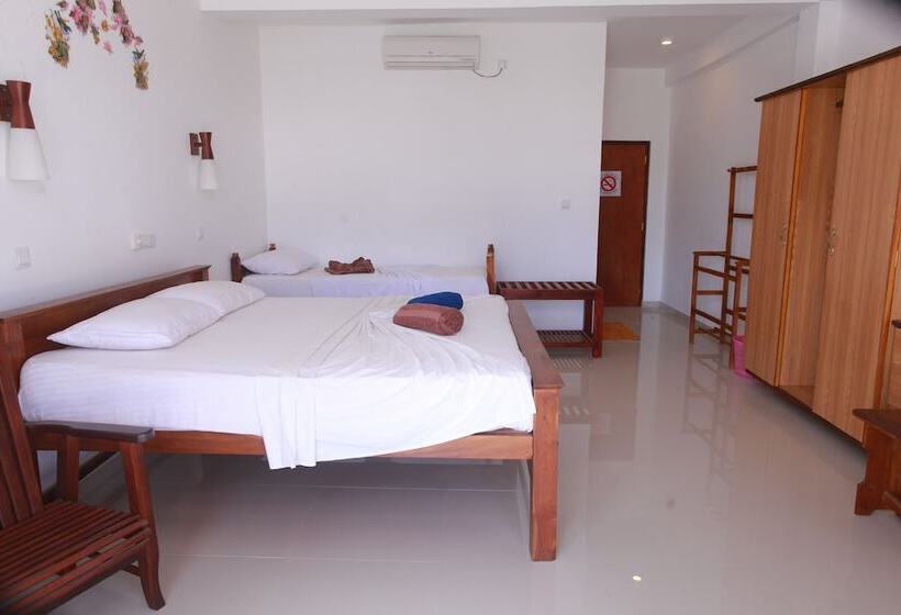 Трехместный Номер Deluxe, Mirissa Beach Inn