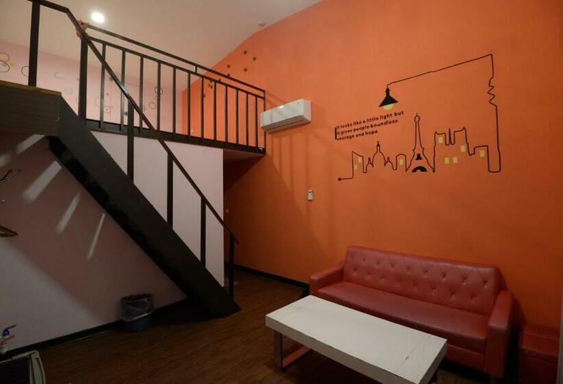 اتاق استاندارد چهار تخته با چشم‌انداز دریا, Blue Sky B&b
