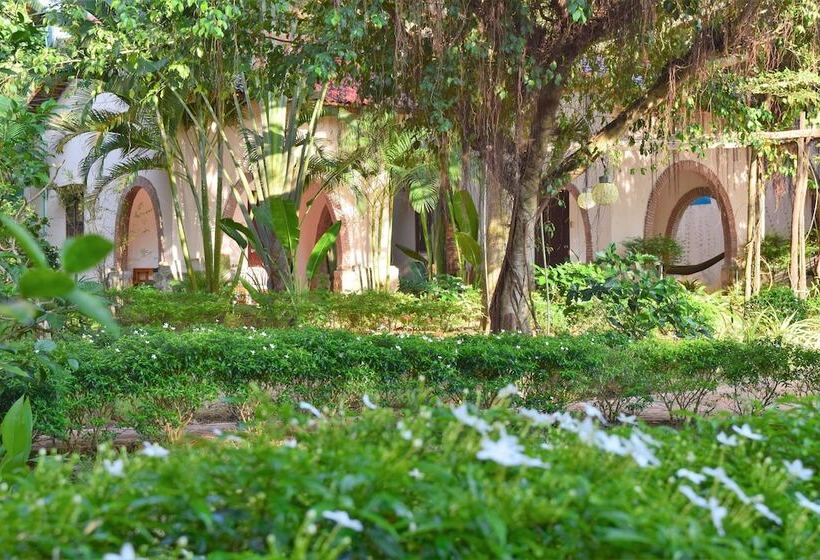 بنگله خانوادگی, Diadem Resort