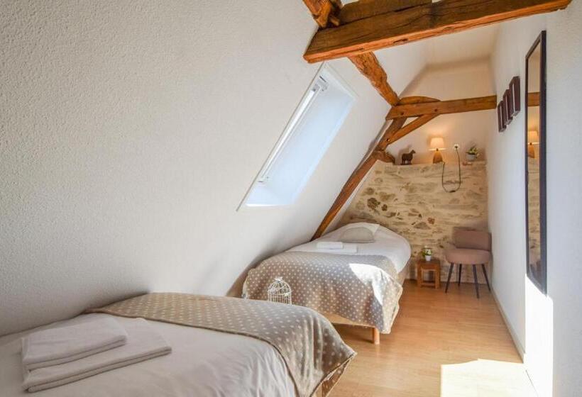 Дом 3 Спальни, Domaine D'essendiéras