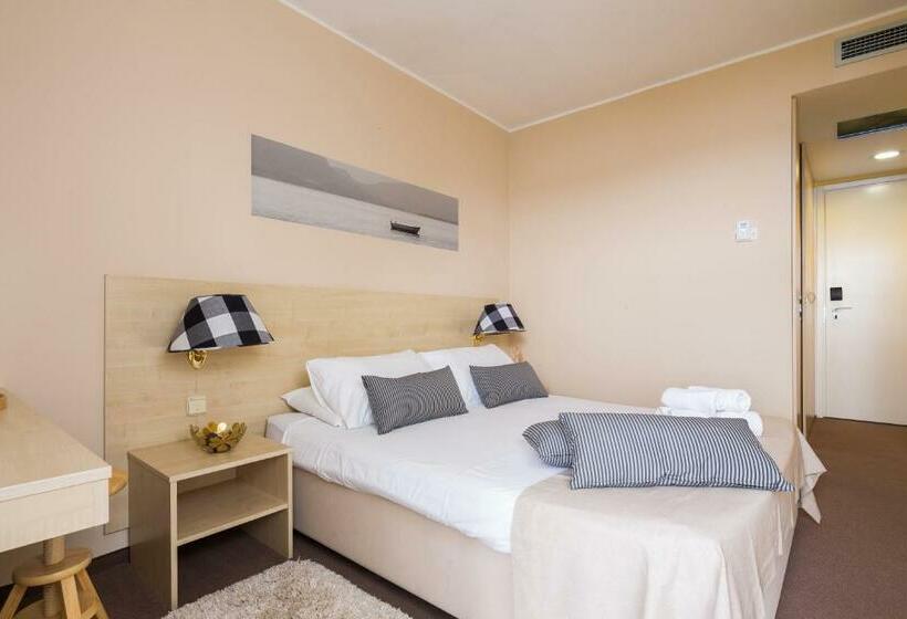 اتاق کلاسیک با چشم‌انداز دریا, Villas Arausana & Antonina