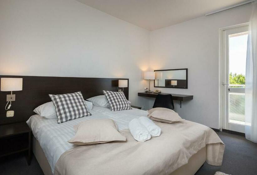 اتاق کلاسیک با چشم‌انداز دریا, Villas Arausana & Antonina