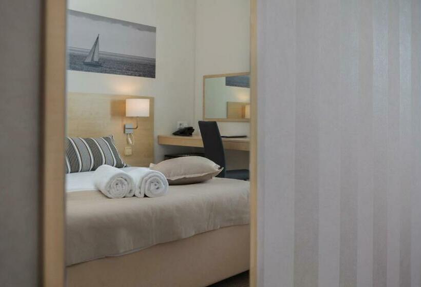 اتاق کلاسیک با چشم‌انداز دریا, Villas Arausana & Antonina