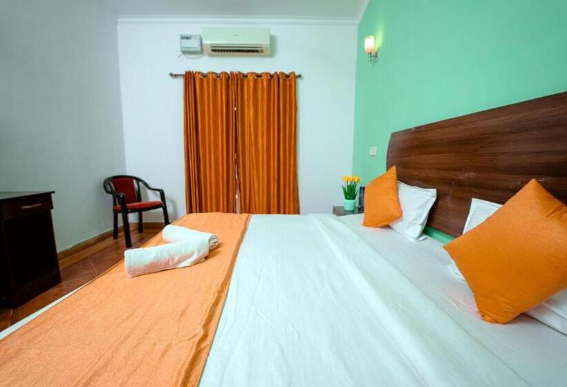 Вилла 3 Спальни, Atulyam Villa  Anjuna