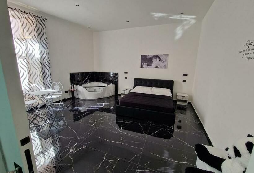 اتاق استاندارد با تخت بزرگ, Black And White 17