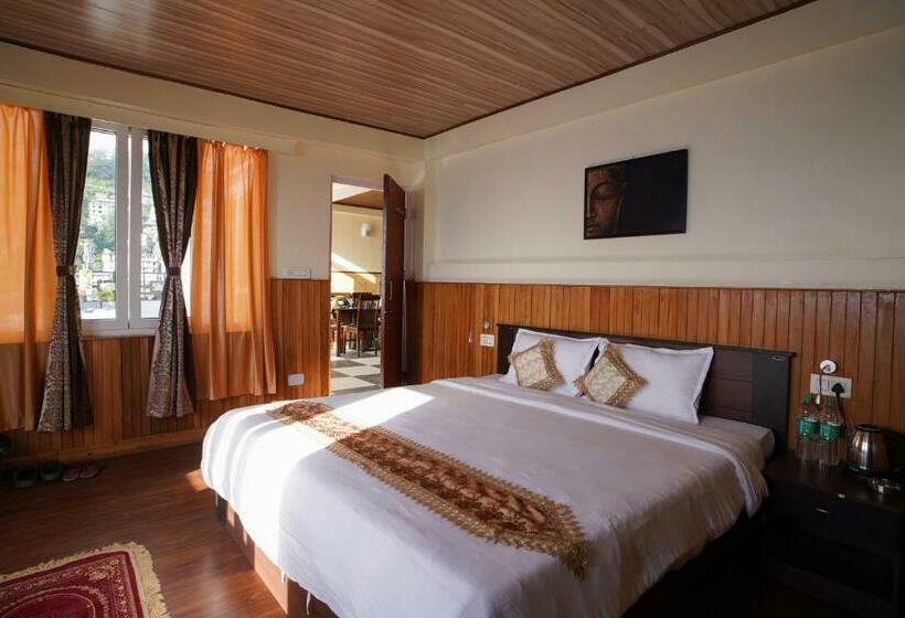 Полулюкс Вид на Горы, Hill Queen Near Sherpa Gumba Darjeeling Mall 5 Min Couple Friendly