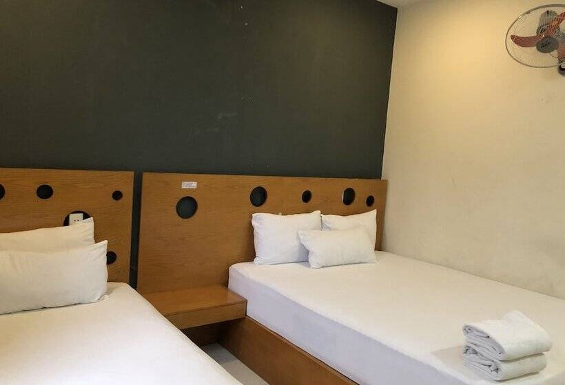 اتاق لوکس, Istay Inn Saigon