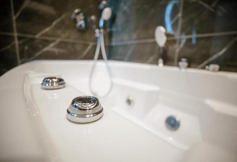 디럭스 테라스 룸 바다 전망, Klajdi Resort & Spa