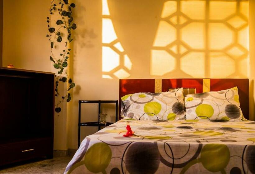 Номер Стандарт, Hostal El Ermitaño