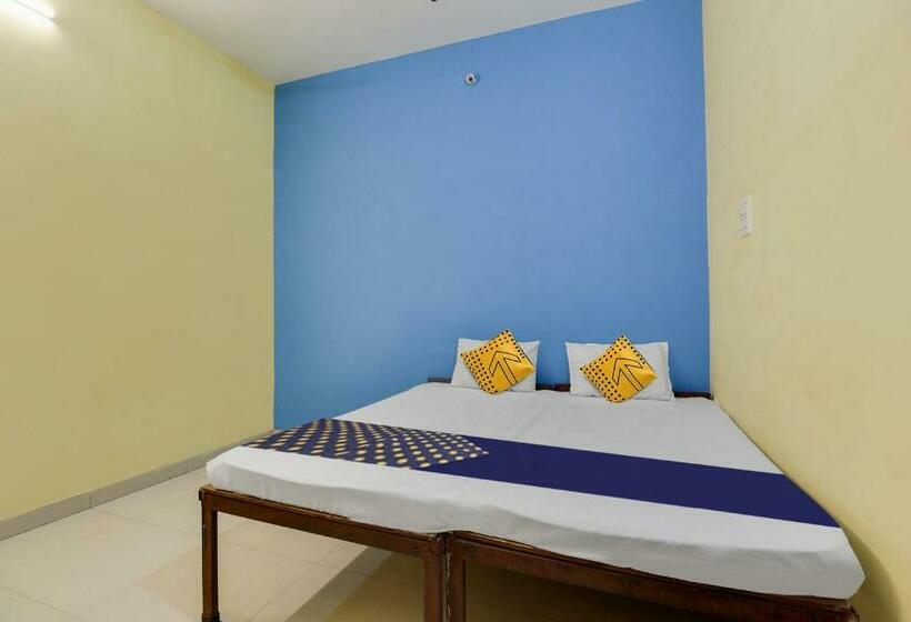 Трехместный Номер Классика, Spot On 81415 Hotel Vaishnavi