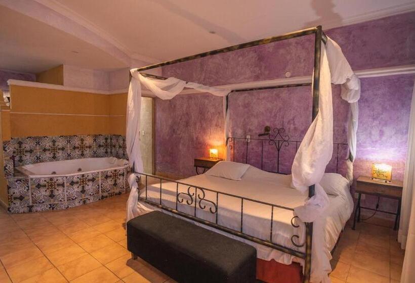 Люкс Повышенной Комфортности, Hacienda Don Justo Hotel Boutique Spa