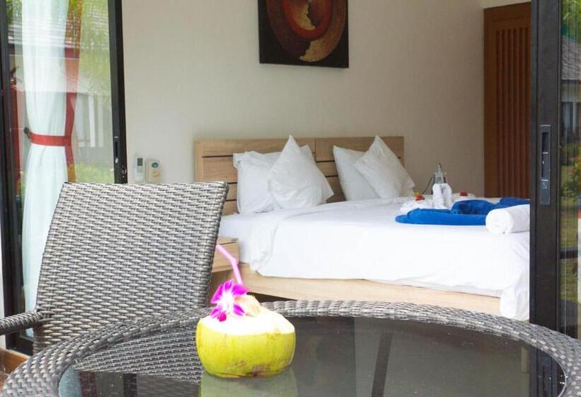 컴포트 룸, The Reef Resort