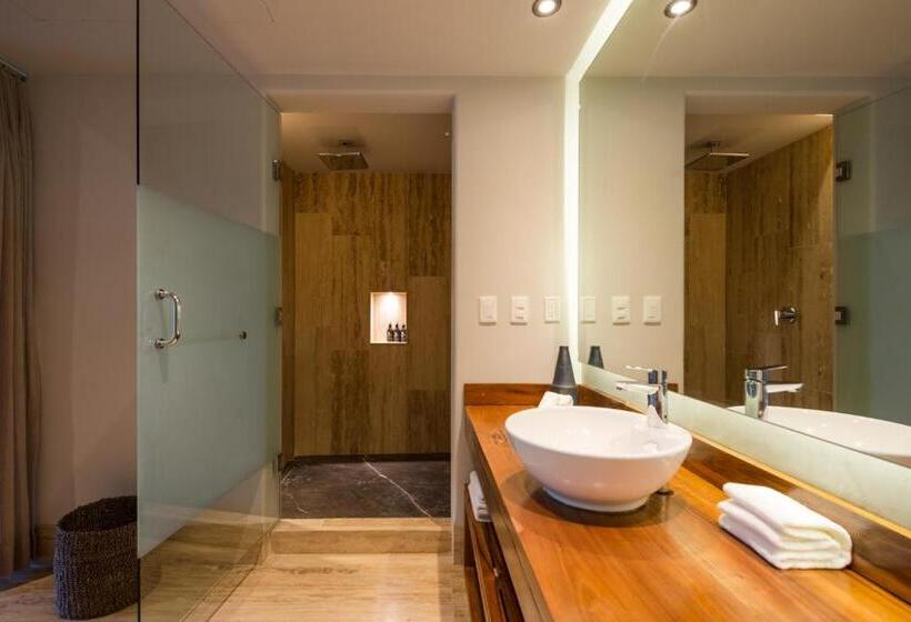キングサイズベッドのスイートルーム, Kimpton Aluna Resort Tulum, An Ihg