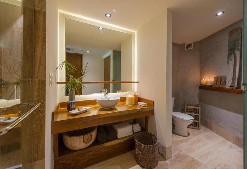 身障者適用クイーンサイズベッドルーム, Kimpton Aluna Resort Tulum, An Ihg