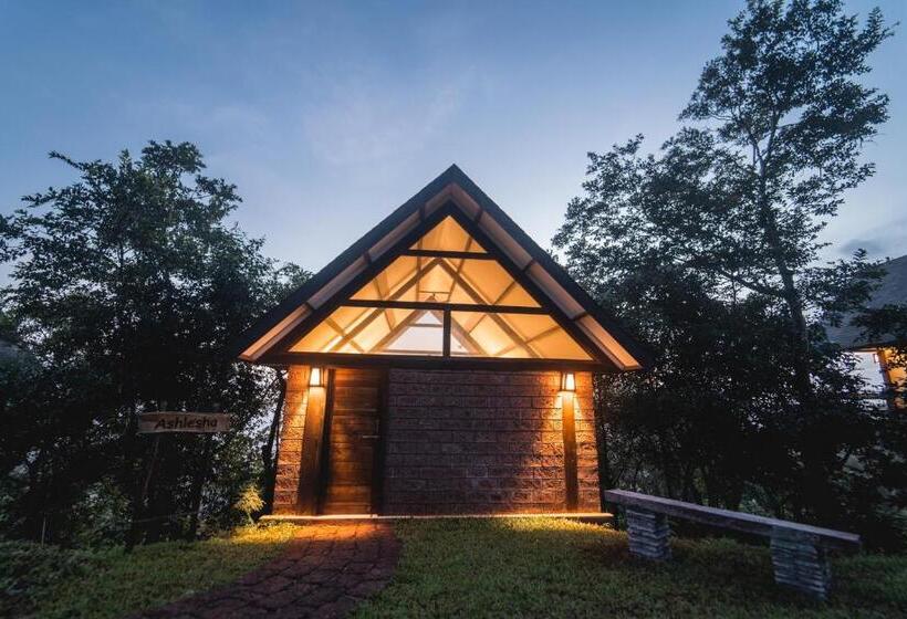 带阳台的豪华间, Shatavari Eco Resort