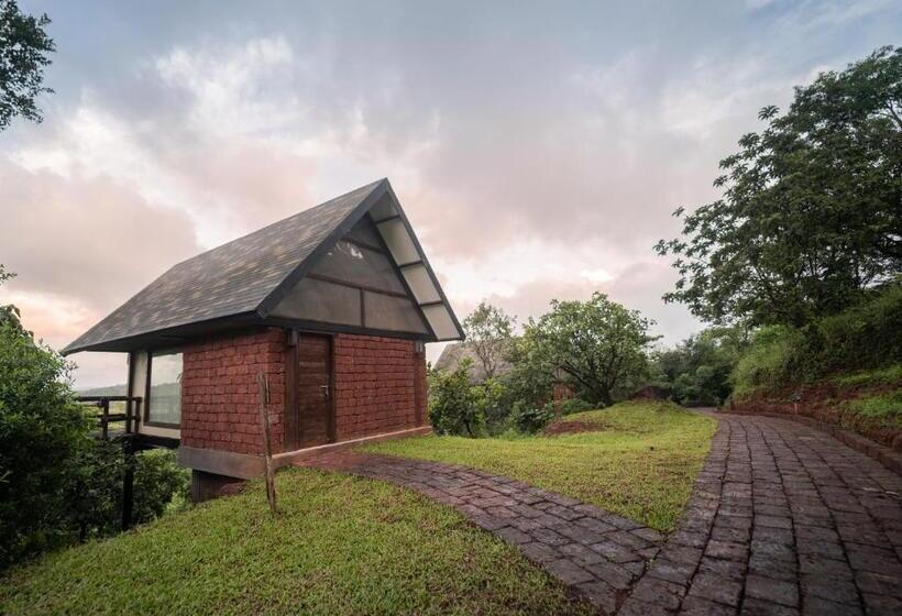 带阳台的豪华间, Shatavari Eco Resort