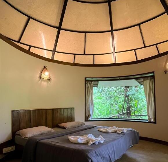 带大床的标准间, Shatavari Eco Resort