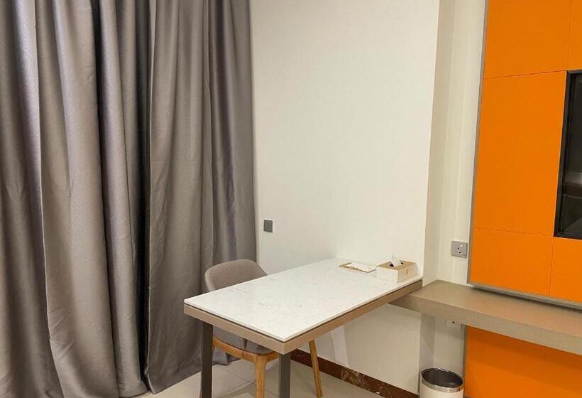 اتاق لوکس با چشم‌انداز دریا, Season Inn Hotel_al Hail