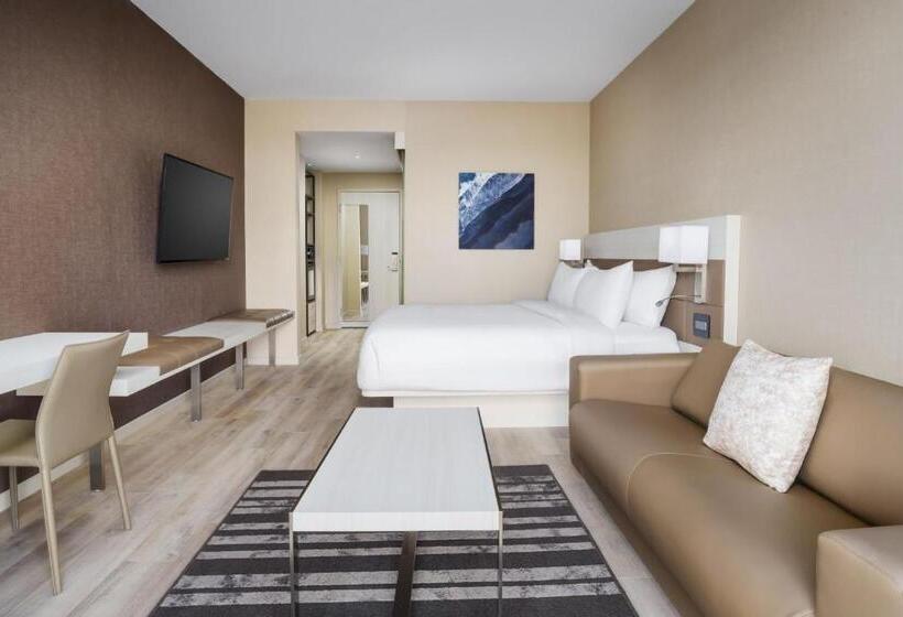 اتاق استاندارد با تخت بزرگ برای معلولان, Ac Hotel By Marriott Jacksonville St Johns Town Center