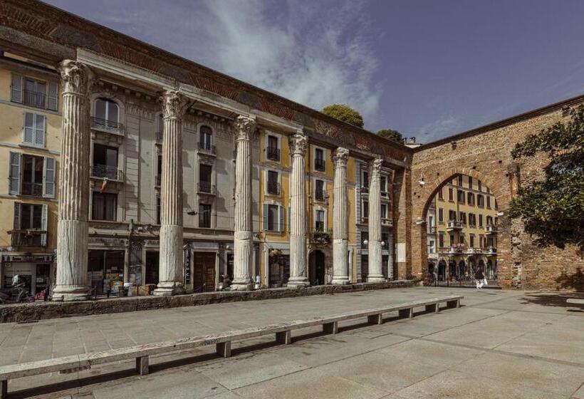 اتاق لوکس با بالکن, Easylife   Suite In Colonne San Lorenzo Milano