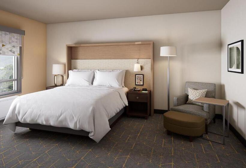 キングサイズベッドのスイートルーム, Holiday Inn Navojoa, An Ihg