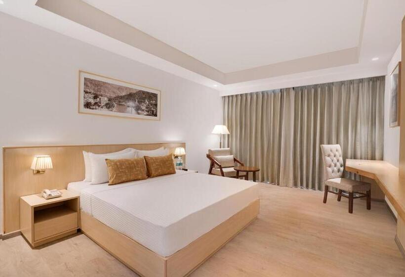 带大床的高级房间, Lemon Tree Hotel, Haridwar