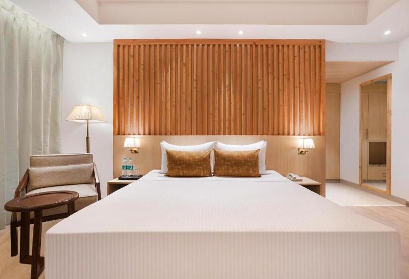带大床的豪华间, Lemon Tree Hotel, Haridwar