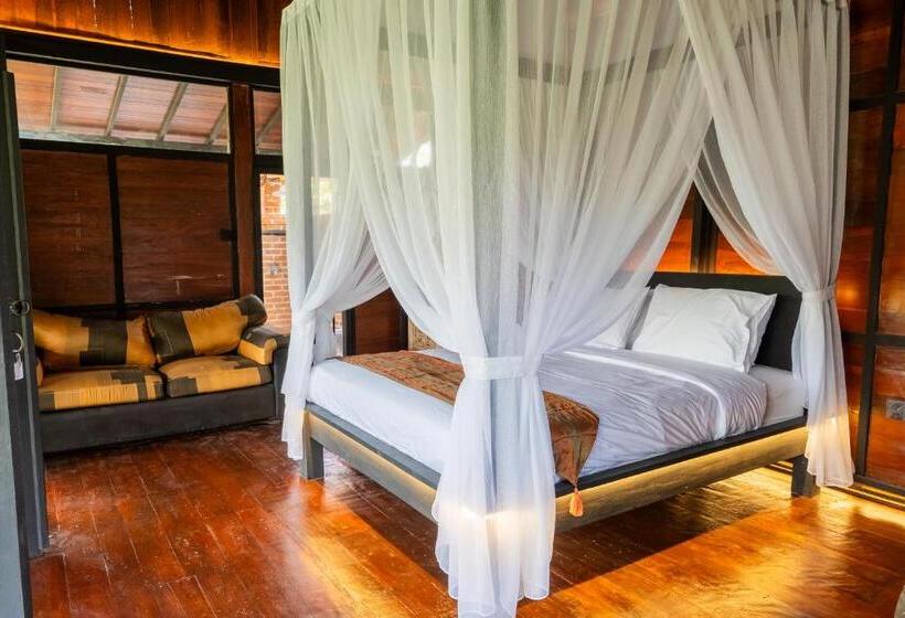 Bungalow Deluxe, Villa Lalupa Joglo