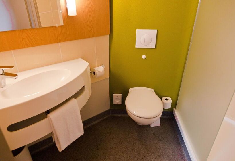 Номер Стандарт, B&b Hotel Wrocław Centrum