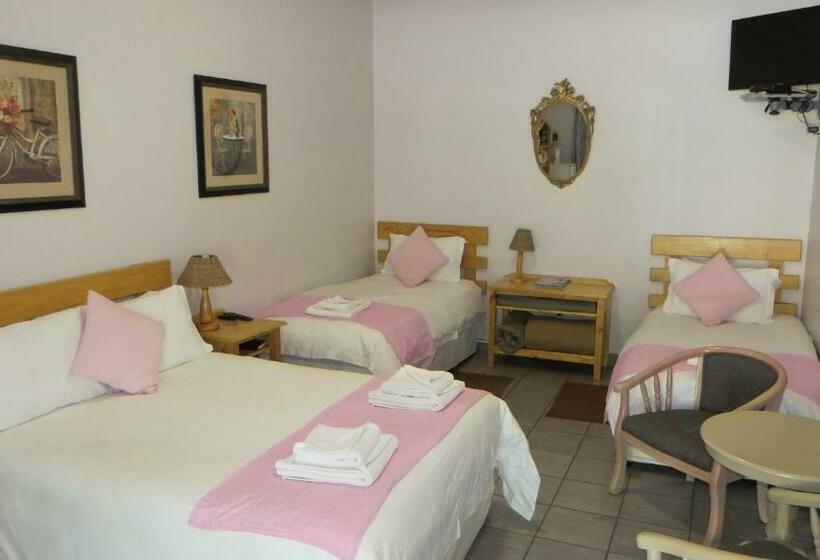Семейный Номер, Die Kleipot Guest House