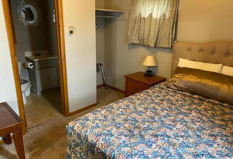 Семейное Студио, Wigwam Motel