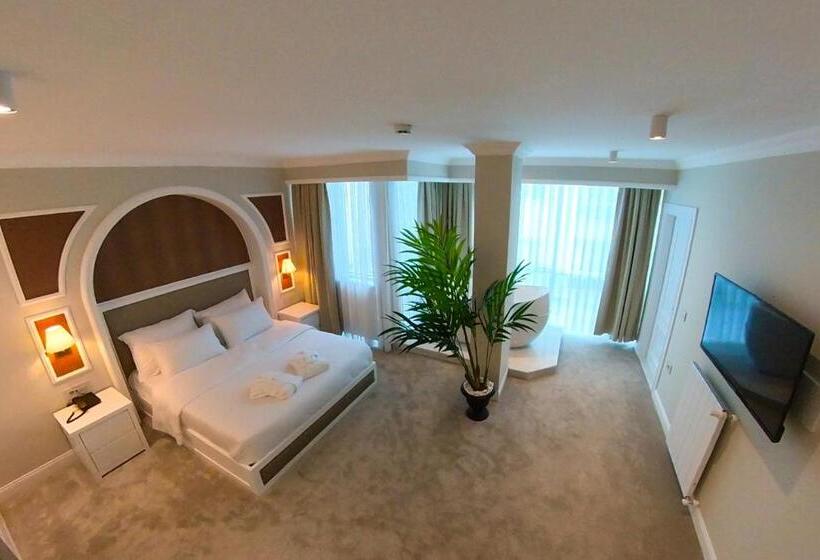 Люкс Повышенной Комфортности, Dbd Hotel Bayraklı