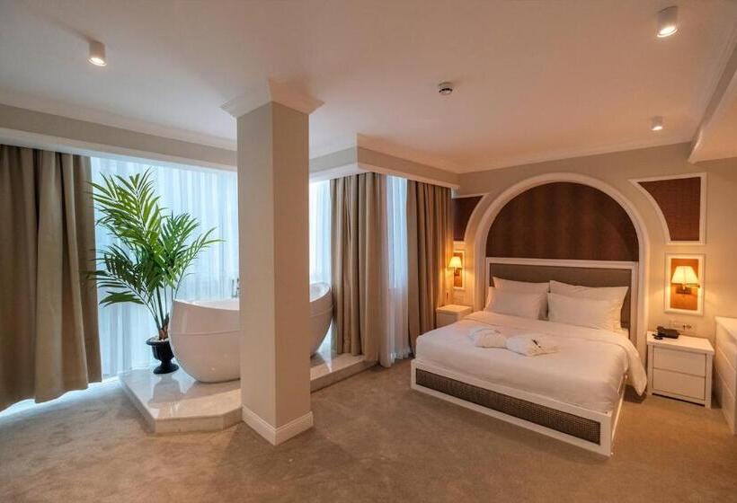 Люкс Повышенной Комфортности, Dbd Hotel Bayraklı