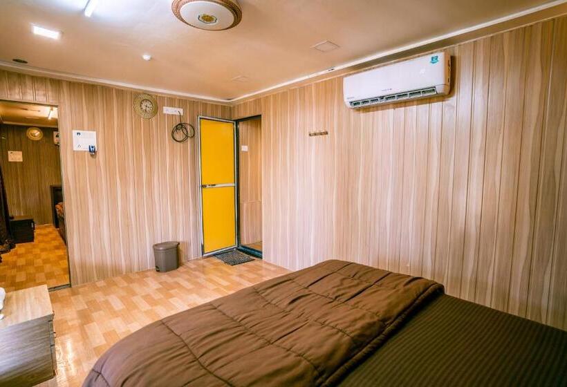 Семейный Номер Вид на Сад, Mysha Hill And Sea Resort   Pet Friendly