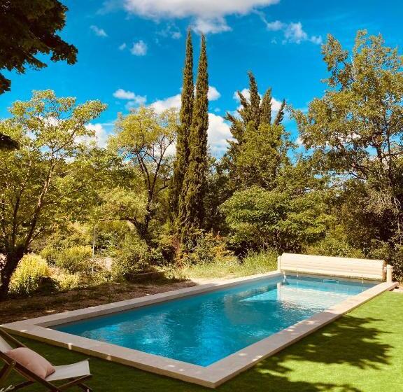 Номер Стандарт с Террасой, Le Domaine Sainte Raffine, Piscine, Charme Et Insolite