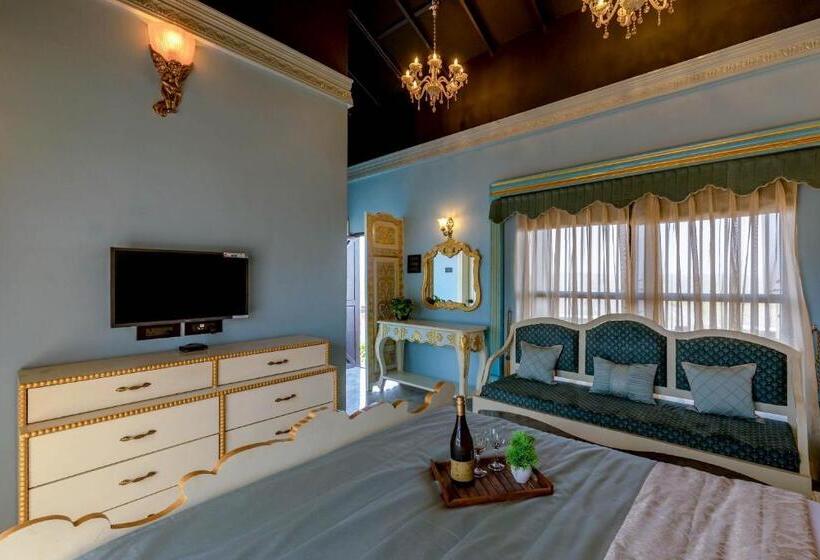 Номер Deluxe Кровать Кинг, Dio Regaalo Theme Resort, Ratnagiri