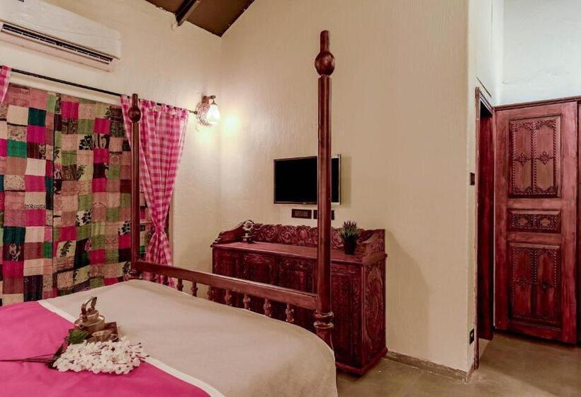 Стандартный Номер Кровать Кинг, Dio Regaalo Theme Resort, Ratnagiri