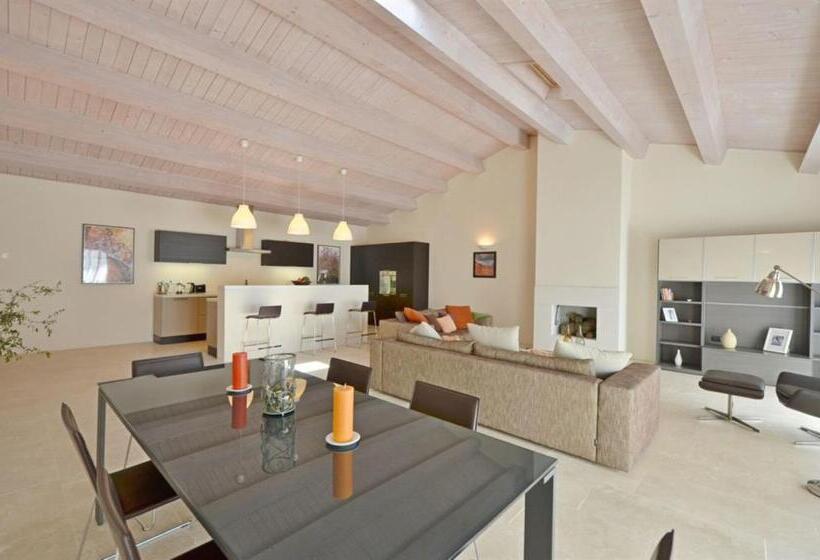 スリーベッドルーム　ヴィラ, Luxury Resort With Swimming Pool In The Tuscan Countryside, Villas On The Ground Floor With Private